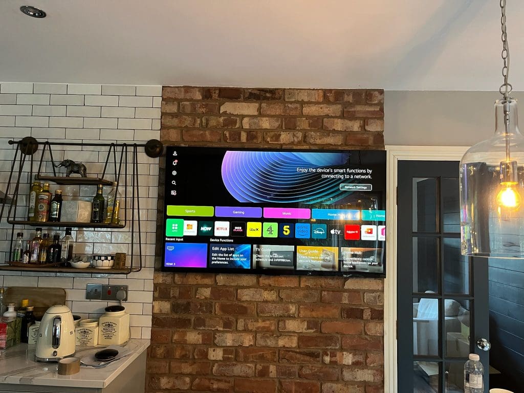 LG G5 and G6 Tv wall mounting